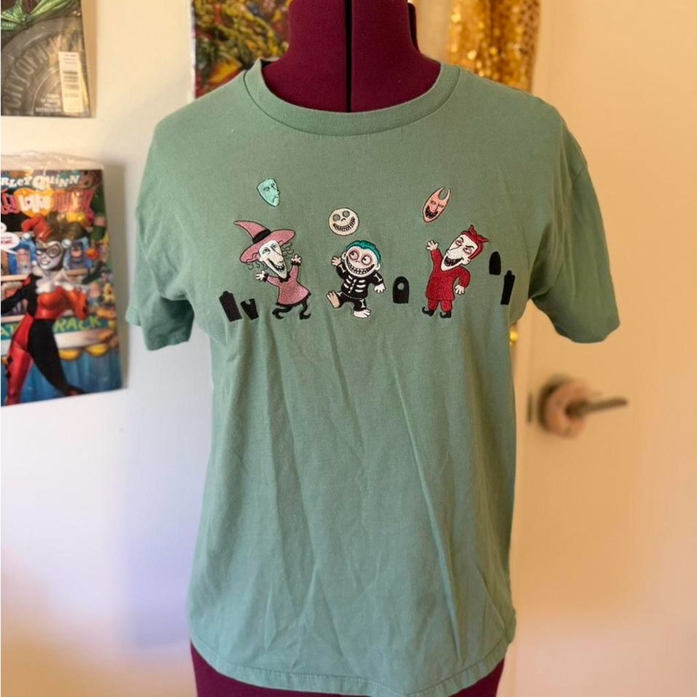 Disney Nightmare Before Christmas Green Short Sleeve Embroidered Tee